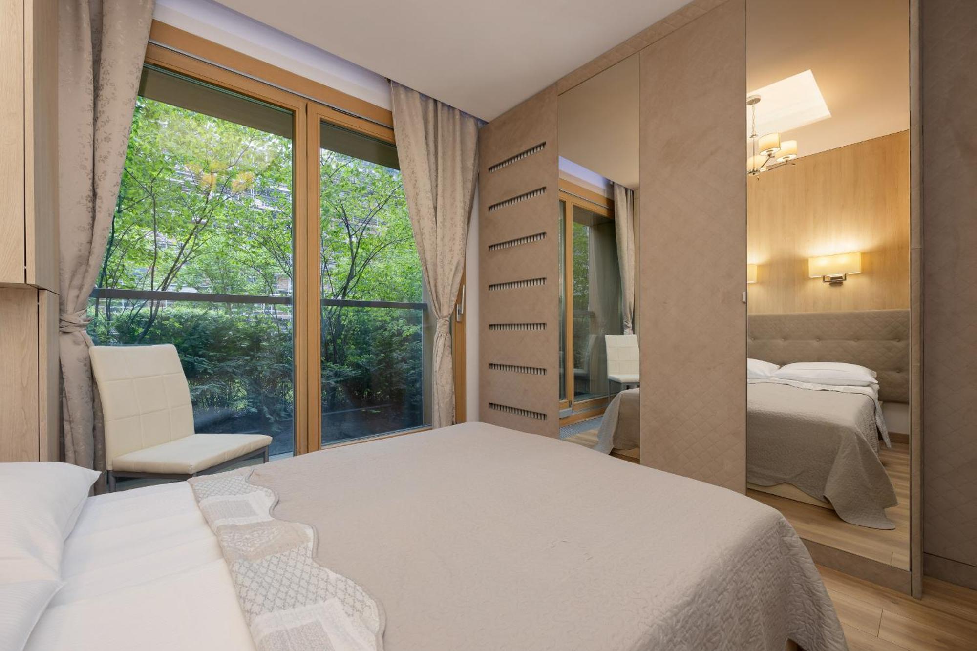 With Balcony In The Wola District Of By Renters * Warszawa
